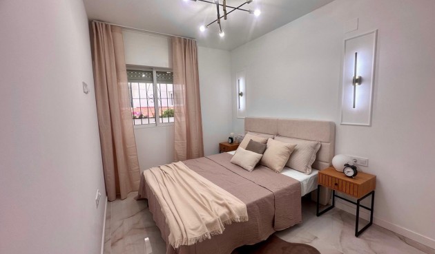 Resale - Apartment -
Torrevieja - Estacion De Autobuses