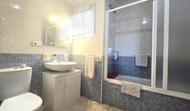 Resale - Apartment -
Torrevieja - Parque Las Naciones