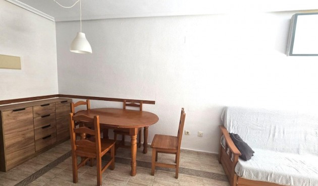 Resale - Apartment -
Torrevieja - Playa de los Locos