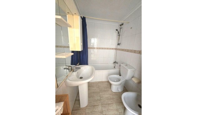 Resale - Apartment -
Torrevieja - Playa de los Locos
