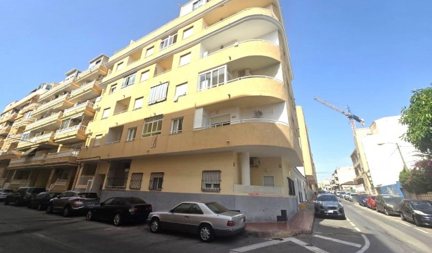 Resale - Apartment -
Torrevieja - Playa de los Locos