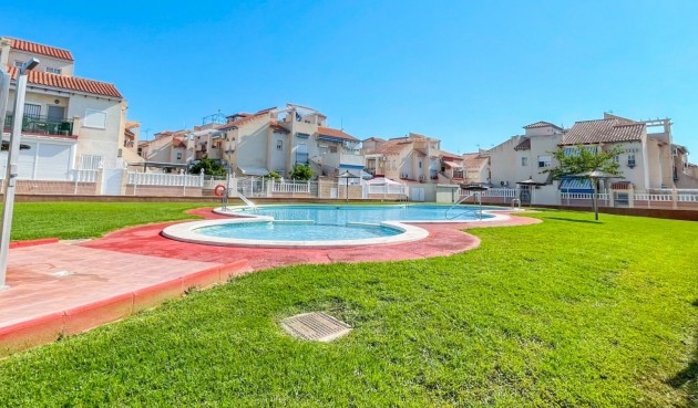 Återförsäljning - Bungalow -
Orihuela Costa - Costa Blanca