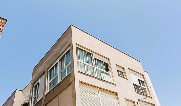Brukt - Apartment -
La Union - Inland