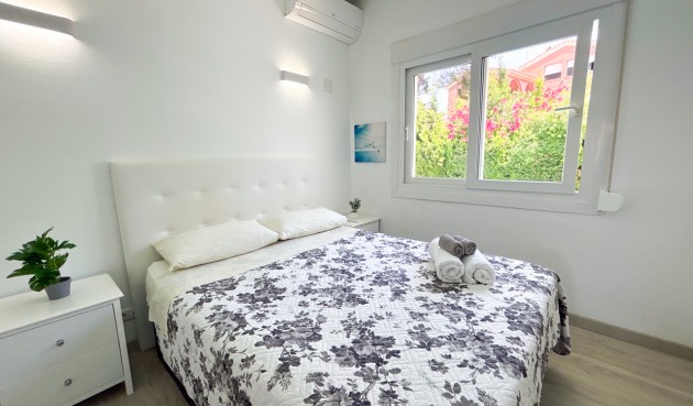 Reventa - Villa -
Dehesa de Campoamor - Costa Blanca