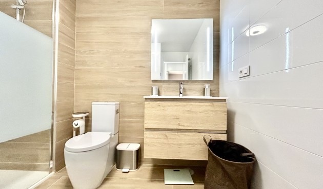 Återförsäljning - Apartment -
Villamartin - Costa Blanca