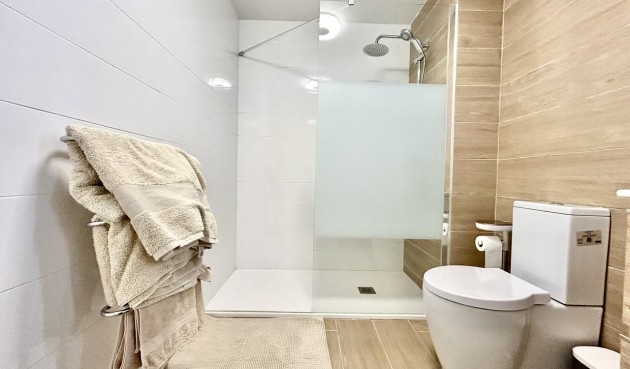 Återförsäljning - Apartment -
Villamartin - Costa Blanca