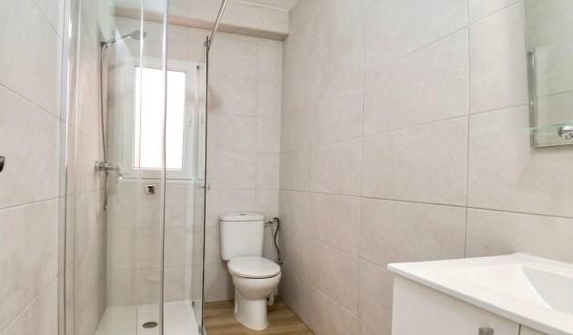 Resale - Apartment -
Torrevieja - Costa Blanca
