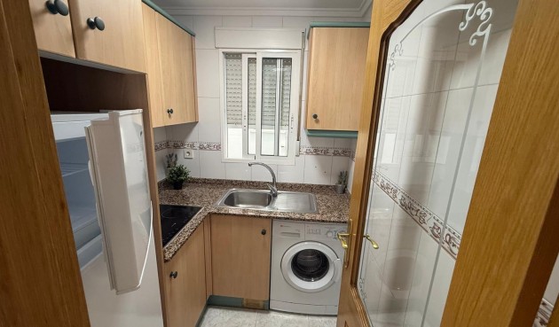 Resale - Apartment -
Torrevieja - Playa de los Locos