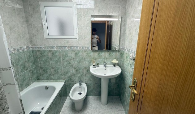 Resale - Apartment -
Torrevieja - Playa de los Locos