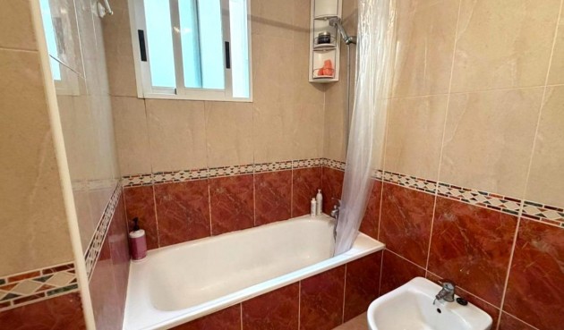 Resale - Apartment -
Torrevieja - PARQUE DE LAS NACIONES