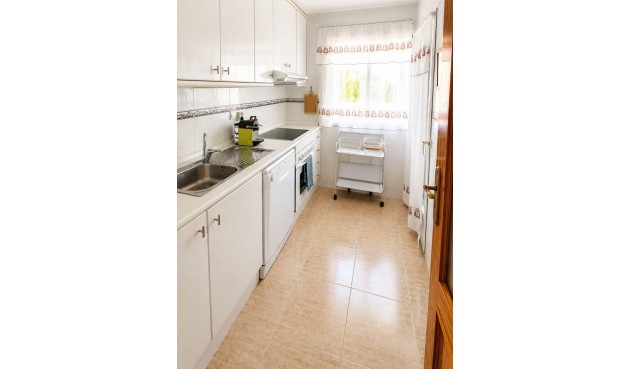 Brukt - Apartment -
Orihuela Costa - Campoamor