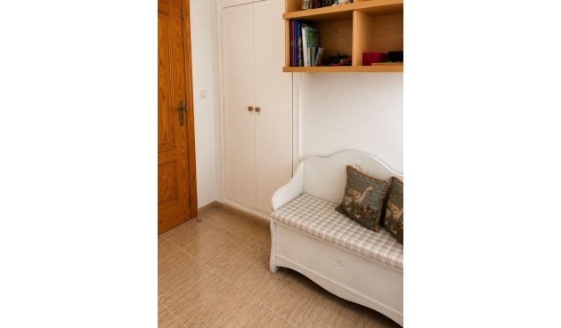 Brukt - Apartment -
Orihuela Costa - Campoamor