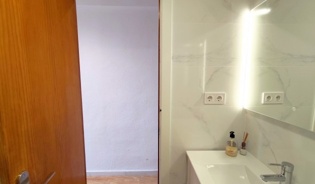 Återförsäljning - Apartment -
Torrevieja - Costa Blanca
