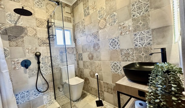 Brukt - Villa -
La Zenia - Costa Blanca