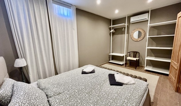 Brukt - Villa -
La Zenia - Costa Blanca