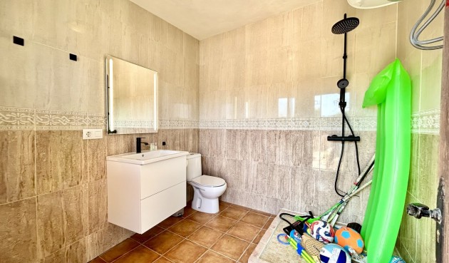 Brukt - Villa -
La Zenia - Costa Blanca