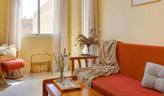 Brukt - Apartment -
Torrevieja - Playa del Cura