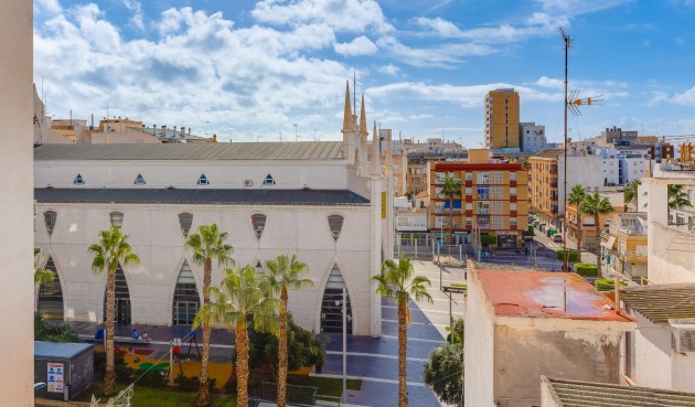 Brukt - Toppleilighet -
Torrevieja - Paseo Maritimo