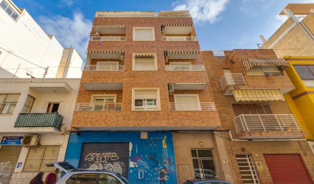 Brukt - Toppleilighet -
Torrevieja - Paseo Maritimo