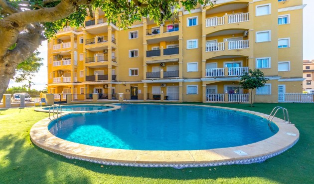 Återförsäljning - Takvåning -
Torrevieja - Torreblanca