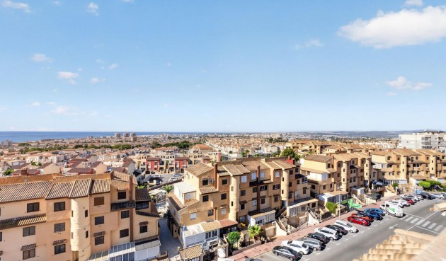 Återförsäljning - Takvåning -
Torrevieja - Torreblanca
