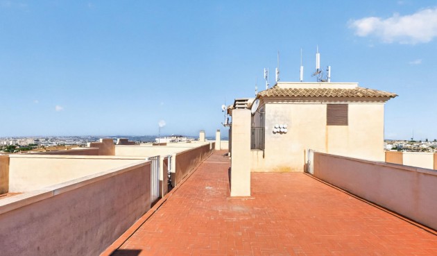 Återförsäljning - Takvåning -
Torrevieja - Torreblanca
