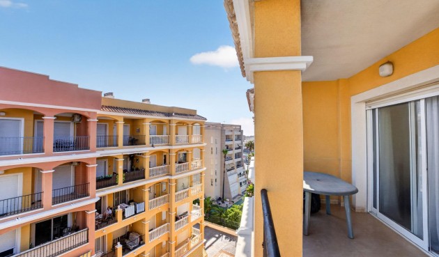 Återförsäljning - Takvåning -
Torrevieja - Torreblanca