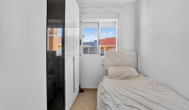 Återförsäljning - Takvåning -
Torrevieja - Torreblanca