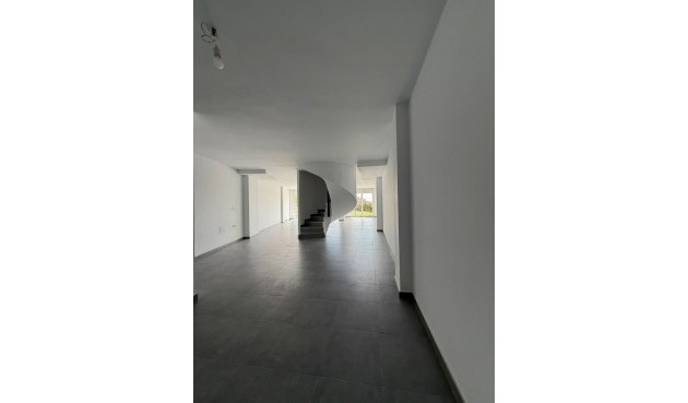 Brukt - Tosidig -
Villajoyosa - Montiboli