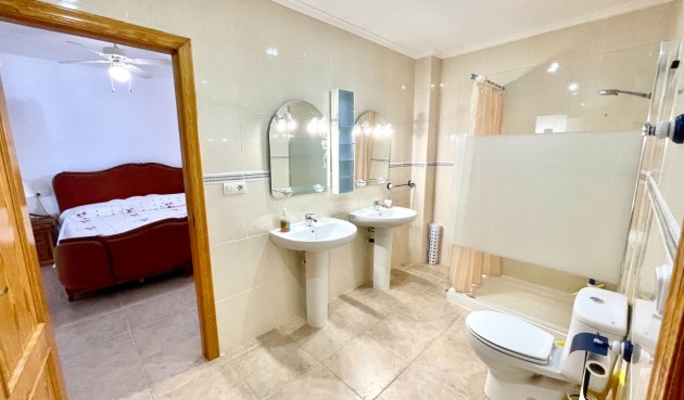 Brukt - Villa -
Daya Nueva - Costa Blanca