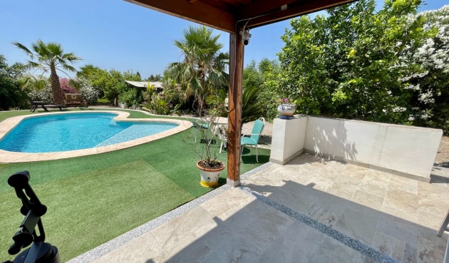 Brukt - Villa -
Daya Nueva - Costa Blanca