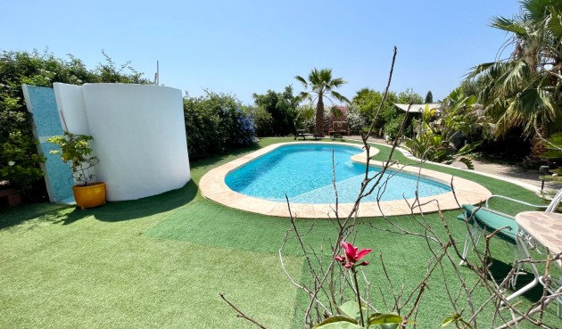 Brukt - Villa -
Daya Nueva - Costa Blanca