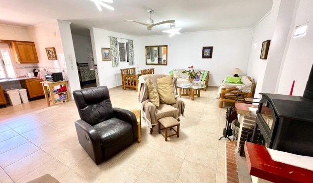 Brukt - Villa -
Daya Nueva - Costa Blanca