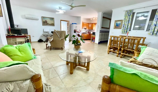 Brukt - Villa -
Daya Nueva - Costa Blanca