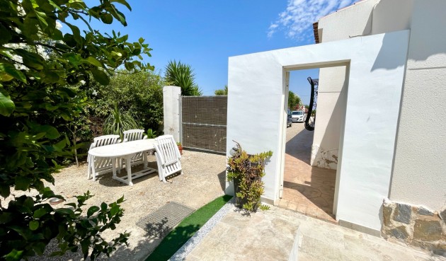 Brukt - Villa -
Daya Nueva - Costa Blanca