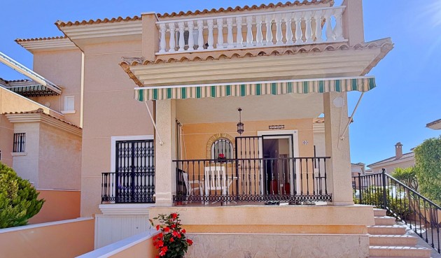 Brukt - Villa -
Orihuela - Inland