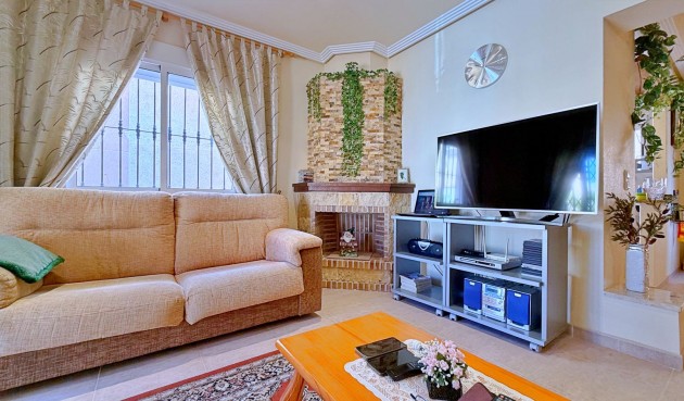 Brukt - Villa -
Orihuela - Inland