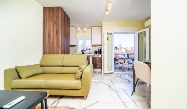 Resale - Apartment -
El Chaparral - Costa Blanca