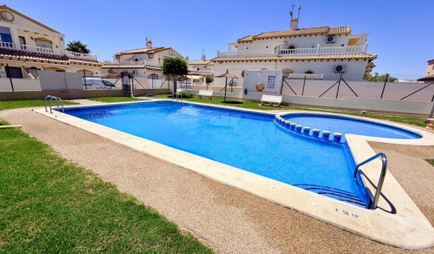 Brukt - Town House -
Orihuela Costa - Costa Blanca