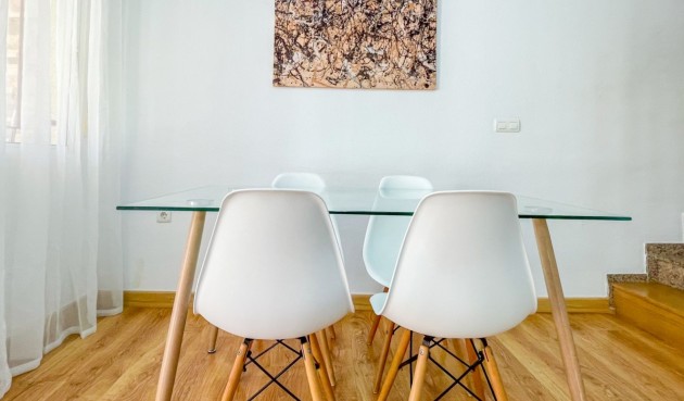 Brukt - Town House -
Orihuela Costa - Costa Blanca