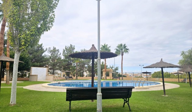 Resale - Town House -
Los Altos - Costa Blanca