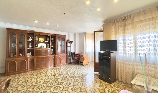 Resale - Apartment -
Torrevieja