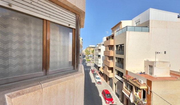 Resale - Apartment -
Torrevieja