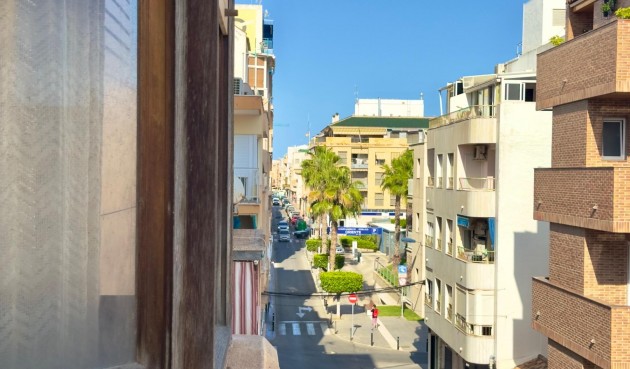 Resale - Apartment -
Torrevieja