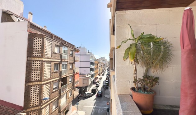 Resale - Apartment -
Torrevieja