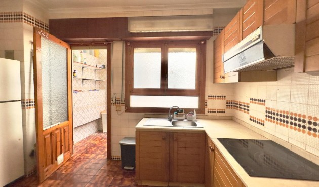 Resale - Apartment -
Torrevieja