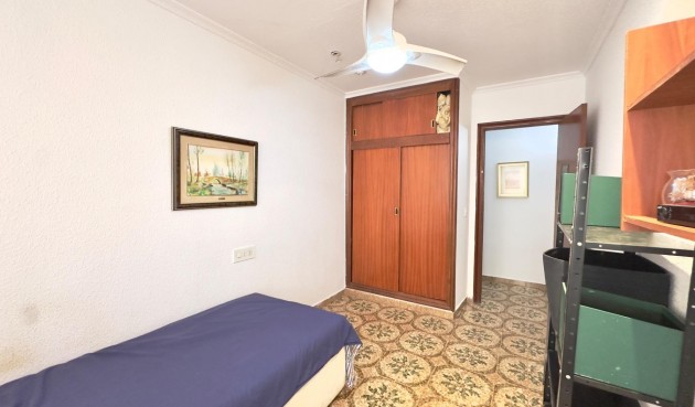 Resale - Apartment -
Torrevieja