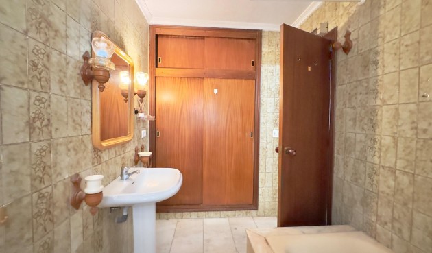 Resale - Apartment -
Torrevieja