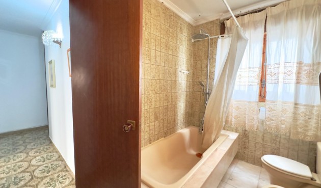 Resale - Apartment -
Torrevieja