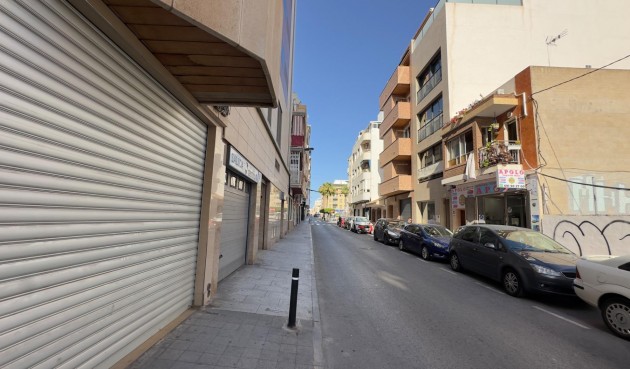 Resale - Apartment -
Torrevieja